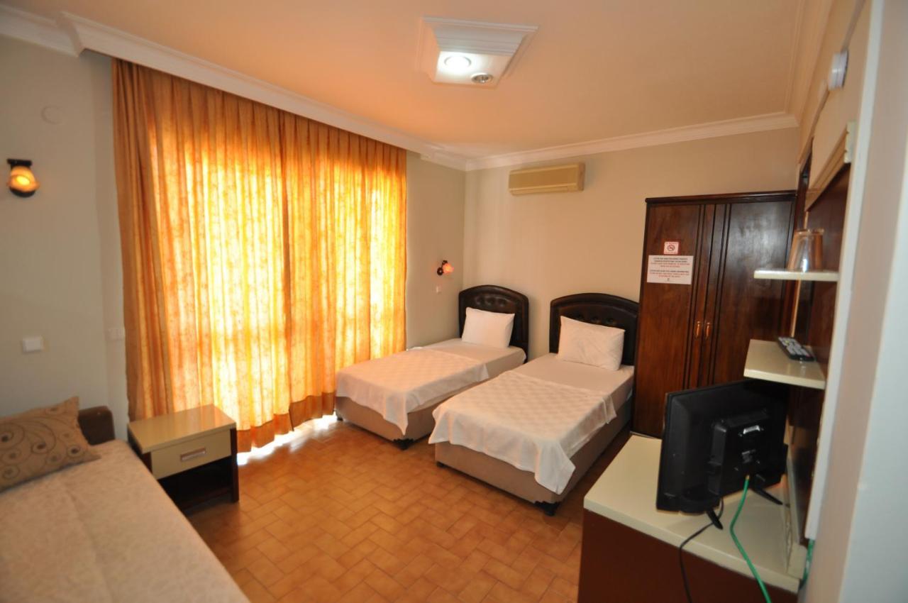 Defne & Zevkim Hotel Marmaris Extérieur photo