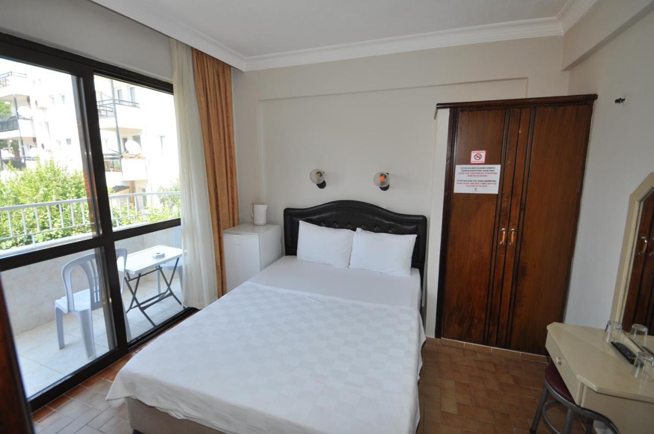 Defne & Zevkim Hotel Marmaris Extérieur photo