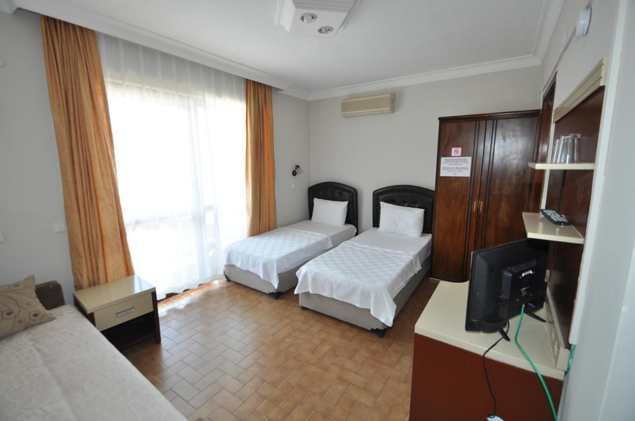 Defne & Zevkim Hotel Marmaris Extérieur photo