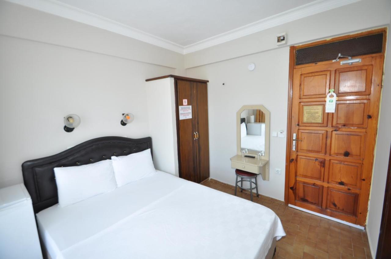 Defne & Zevkim Hotel Marmaris Extérieur photo