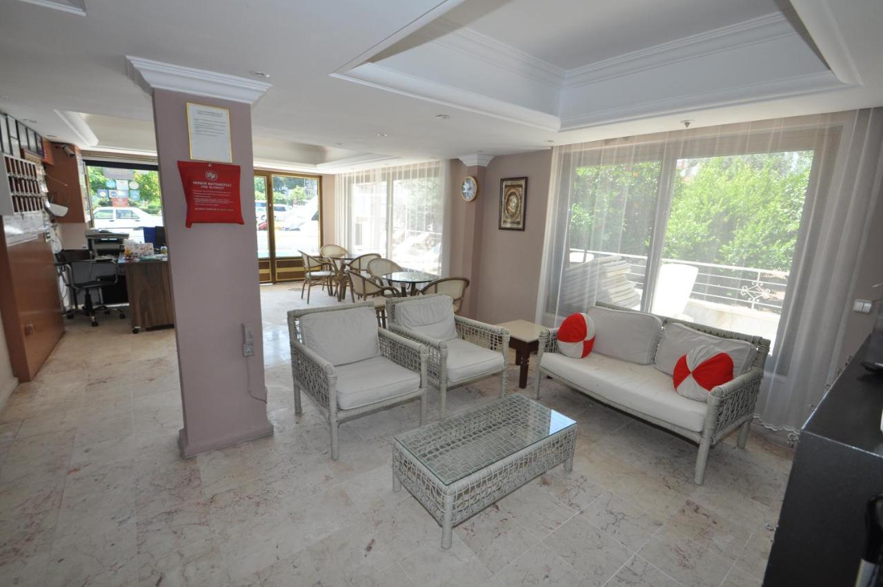 Defne & Zevkim Hotel Marmaris Extérieur photo