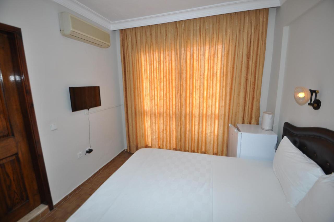 Defne & Zevkim Hotel Marmaris Extérieur photo