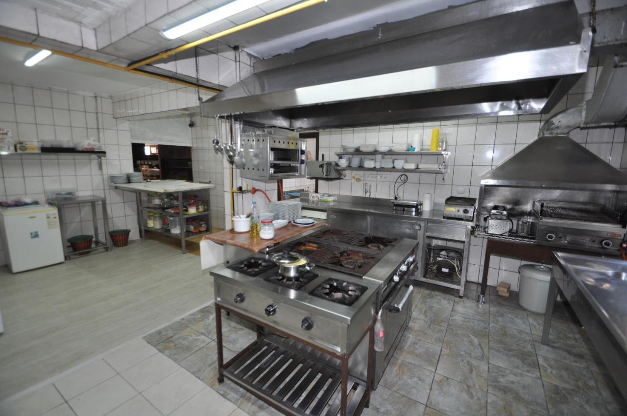 Defne & Zevkim Hotel Marmaris Extérieur photo
