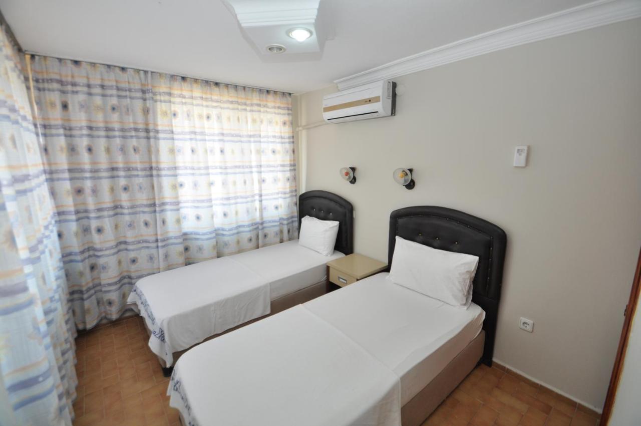 Defne & Zevkim Hotel Marmaris Extérieur photo
